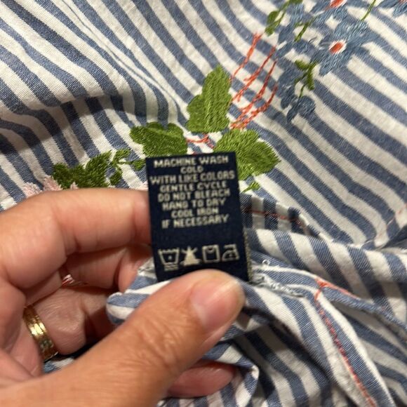 Max Edition Blue Striped Blouse with Floral Embroidery - Picture 5 of 6